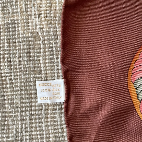 Vintage Gucci Horsebit Silk Scarf - Picture 5 of 6